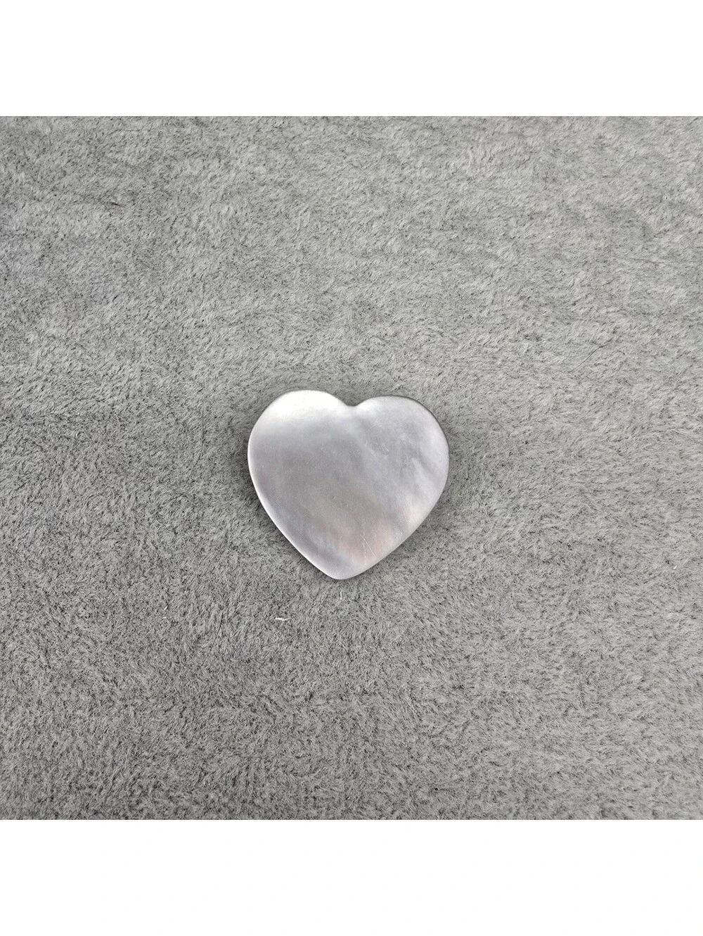 Vintage Mother of Pearl Heart Brooch Pin Natural Shell Iridescent Pink MOP 1970s